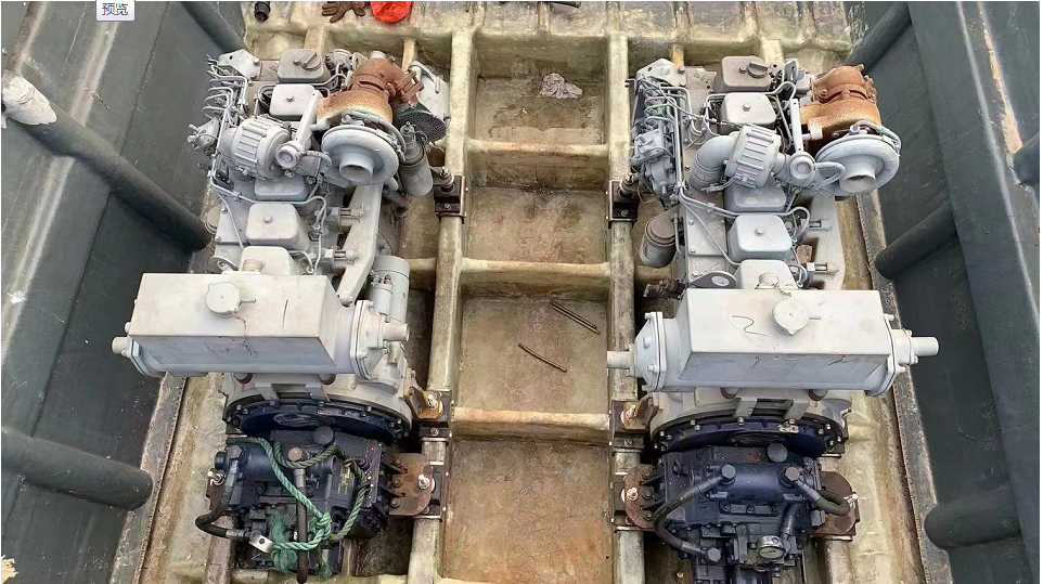 Cummins twin 160 hp marine diesel engines with BH550 high-speed surface drive system, 30 knots